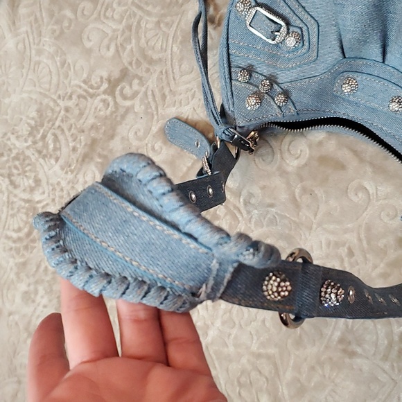 Fashion Shoulder Bag - Picture 6 of 10